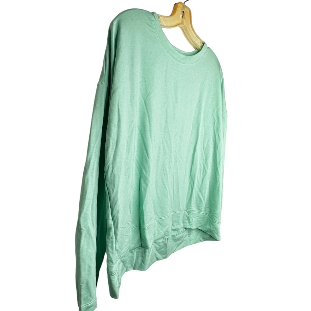 Avia Pullover Shirt - Picture 2 of 4